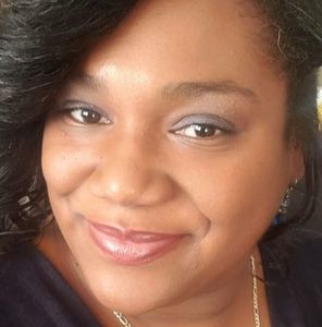 Meet your Posher, Nakeeba